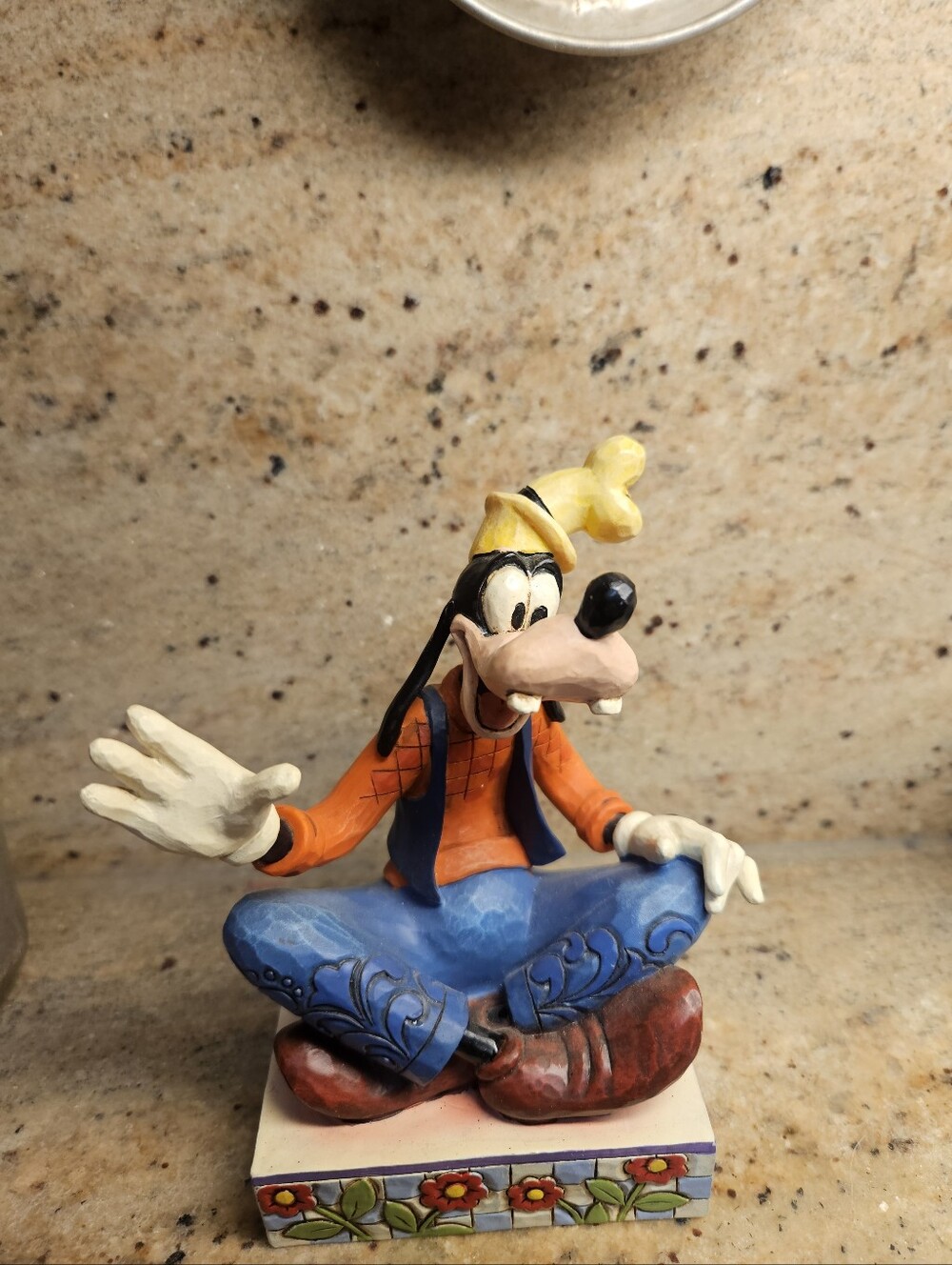 Disney Traditions Goofy Gawrsh! Figure Jim Shore 4011752